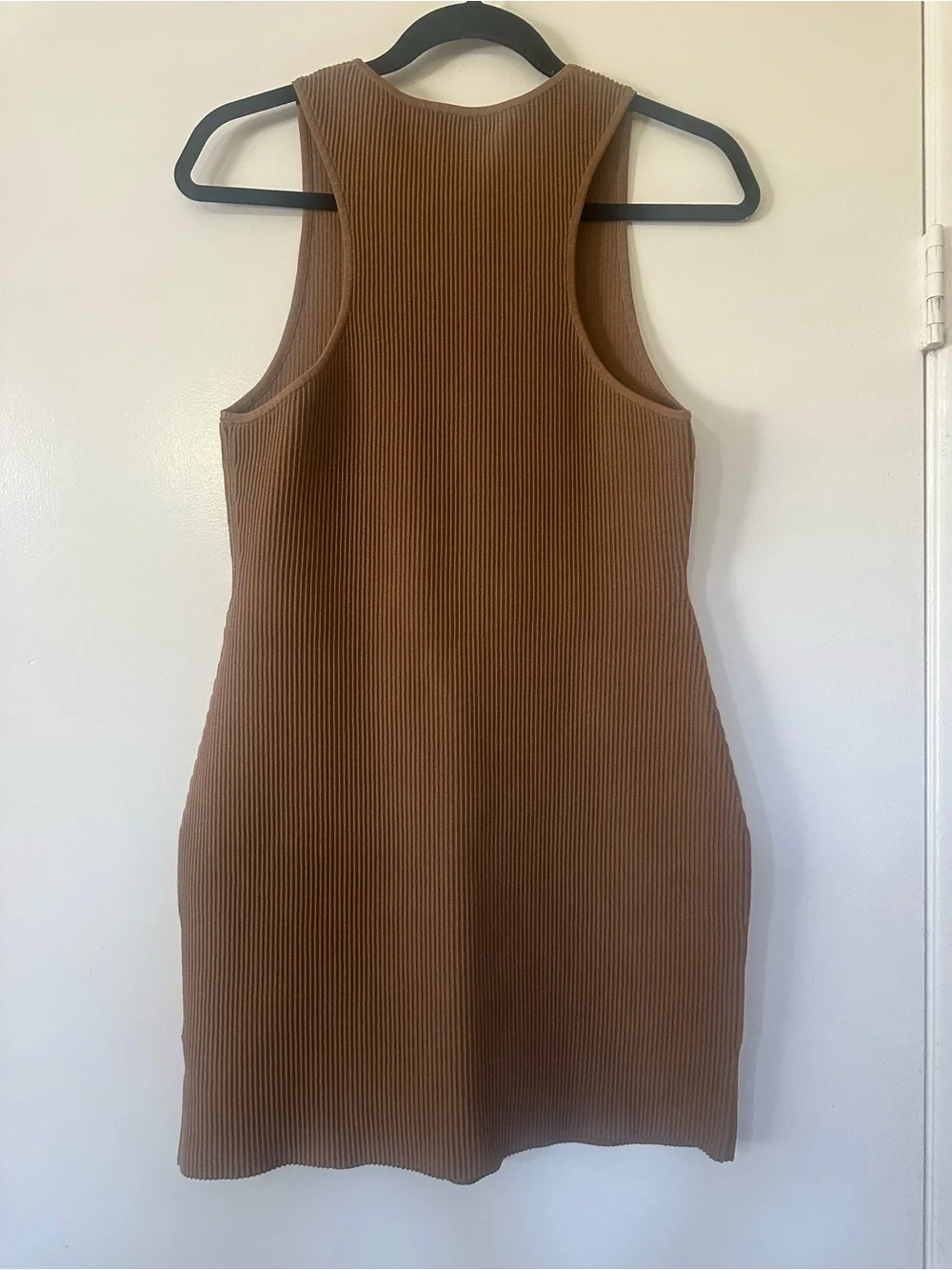 ARITZIA BABATON Sculpt Knit Ribbed Mini Dress Size L Racerback - Picture 4 of 5